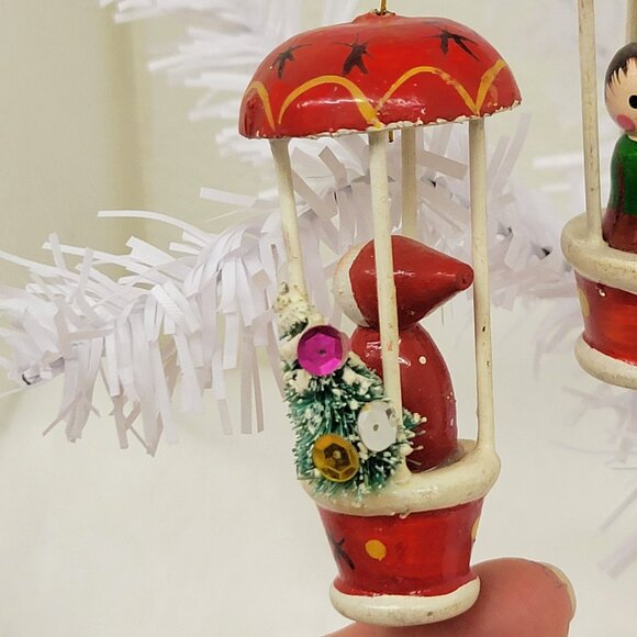 Vintage Hand Painted Wooden Hot Air Balloon with Bottle Brush Christmas Tree Orn - Picture 3 of 8